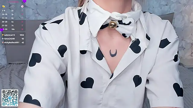 CleopatraHabibi élő XXX-chatje