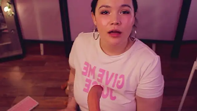 Chery_Lady22's Live XXX Chat