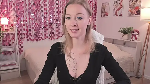 MissRightX élő XXX-chatje