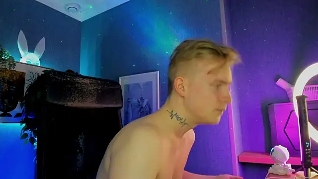 Chatroom XXX en direct de AlexxSweet