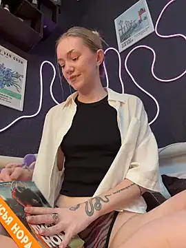 Živý XXX chat MilaMoone