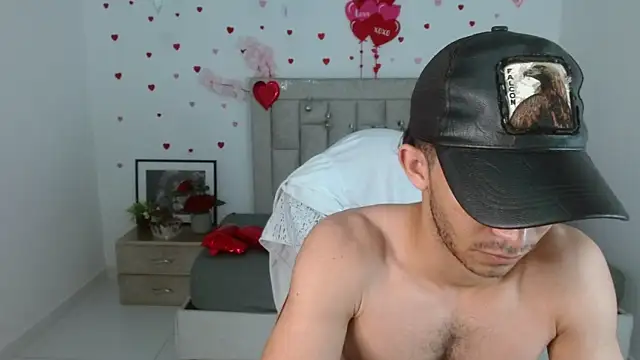 Chat +18 de Caius_fox ao vivo