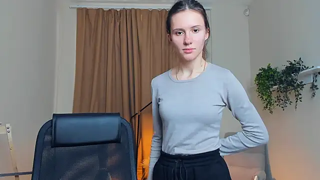 MeganLenoirn Webbikameraesitys