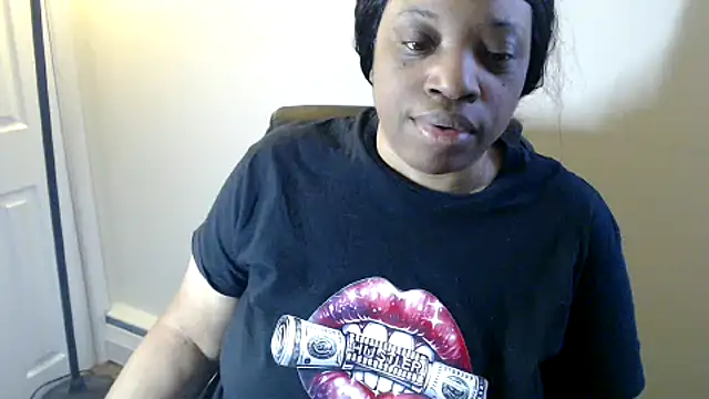 Sexymona1218 Chat XXX in diretta