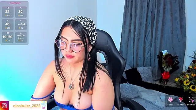 Nicolle_Ruizz's Live XXX Chat
