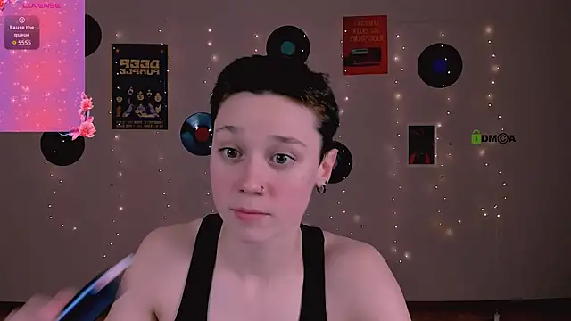 emi_fade live XXX chat