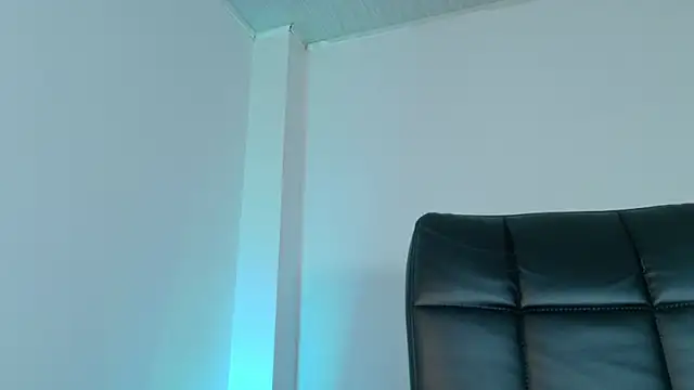 raven_li01 Live XXX-chat