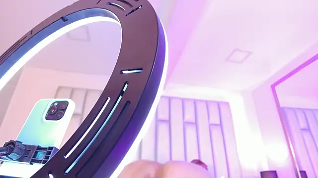 Pertunjukan Kamera Web aandreaperez