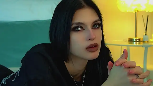 XXX chat uživo modela BeverlyMost