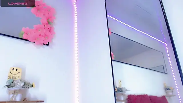 NathalialLooes Live XXX-Chat