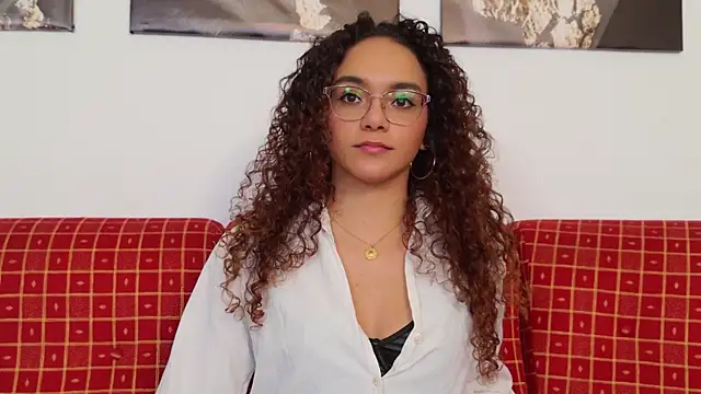 Taylor_Tina Live XXX-chat