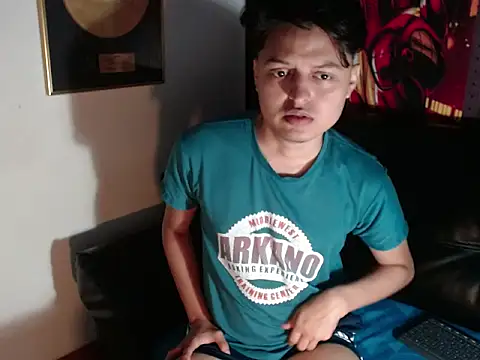 Kevin_Charless 라이브 XXX 채팅