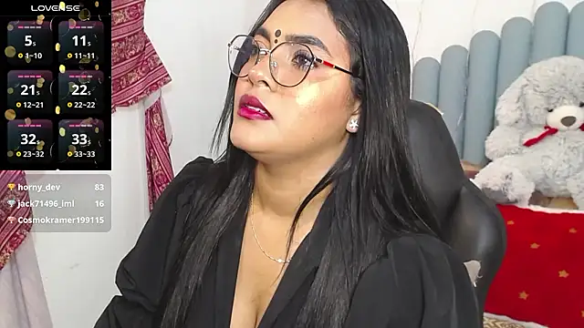 lakshmiraniii's Live XXX Chat