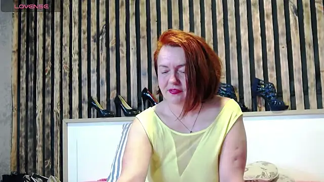 Chat +18 de Alis_Lovi ao vivo