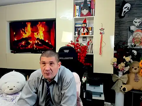 SpartacusDaddy48 Webcam show