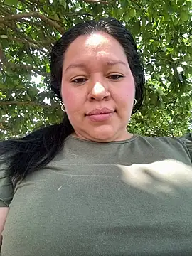 Lovelipsbig's Live XXX Chat