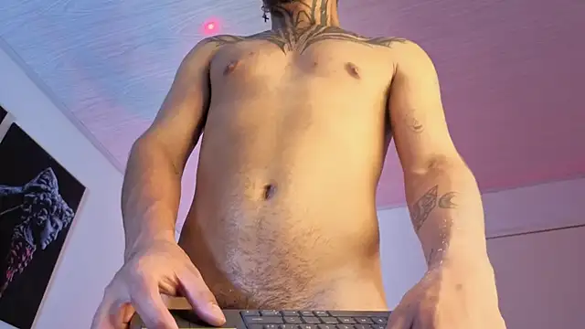 JuanCamiilo_66 Webcam show