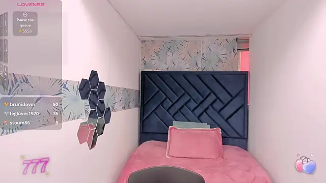 Chat +18 de Valery_More__ ao vivo