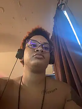 Chat XXX Live nickytheehawtie