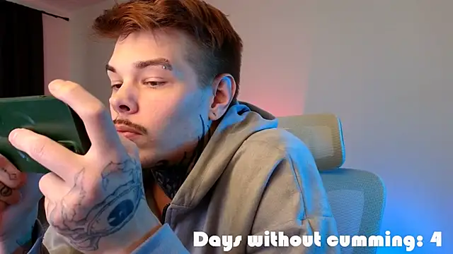 DENIS_HERE's Live XXX Chat