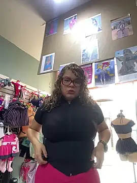 ROSALIASEXSHOP Show in webcam