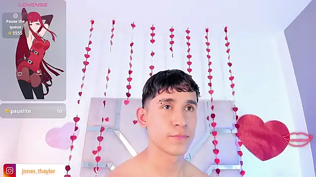 แชท XXX สดของ Thayler_jones