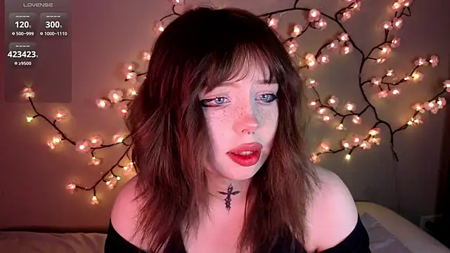 yumi_charm Adlı Modelin Canlı XXX Sohbeti