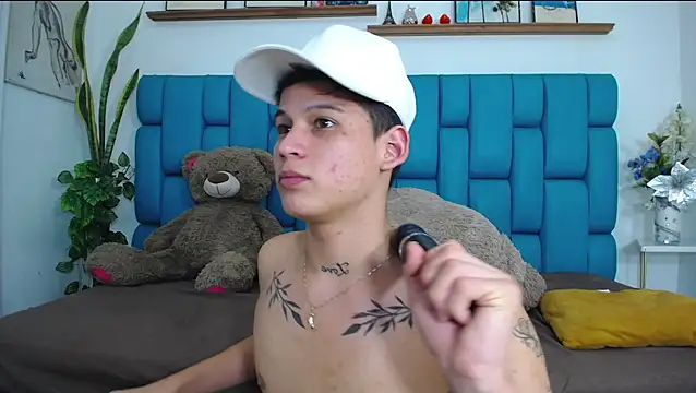 แชท XXX สดของ Brian_hot