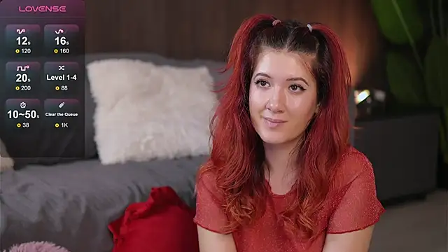 EvaMo0n Adlı Modelin Canlı XXX Sohbeti