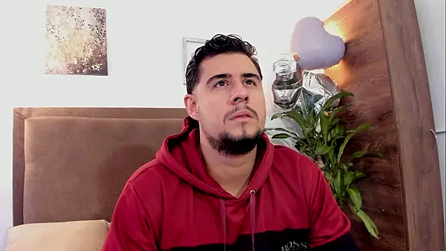 แชท XXX สดของ ryan_evannss