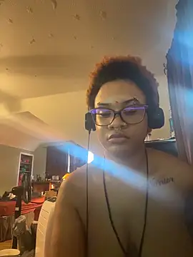 nickytheehawtie 即時 XXX 聊天