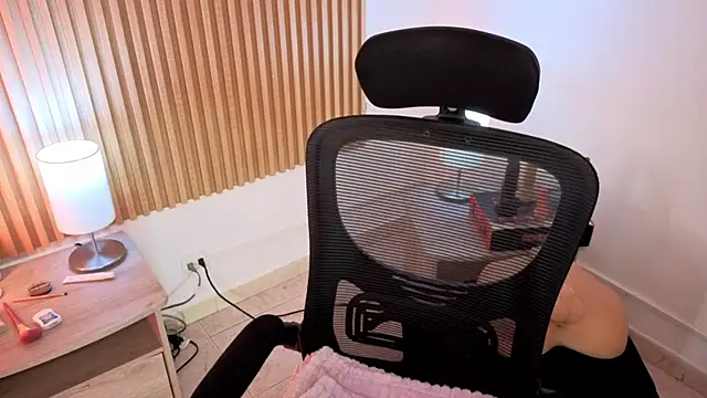 MarianL0ve Adlı Modelin Canlı XXX Sohbeti