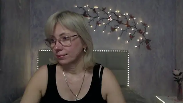 LaurenWishyのウェブカメラショー