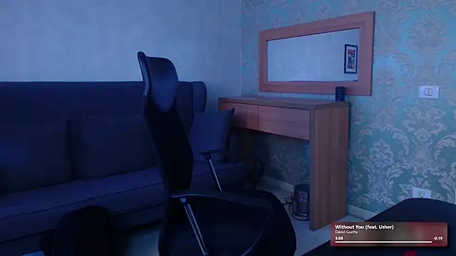 FelixStarkk: онлайн-секс-чат