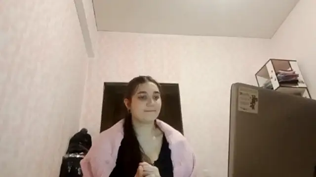 Chat +18 de JanineThielman ao vivo