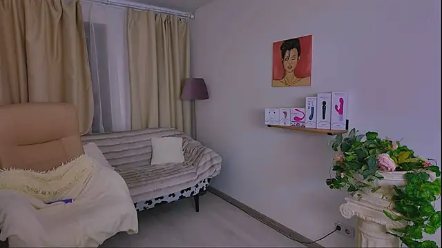 HollyGrier: онлайн-секс-чат