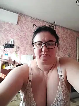 Holly-69 Live XXX-Chat