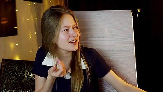 EveMundie: онлайн-секс-чат