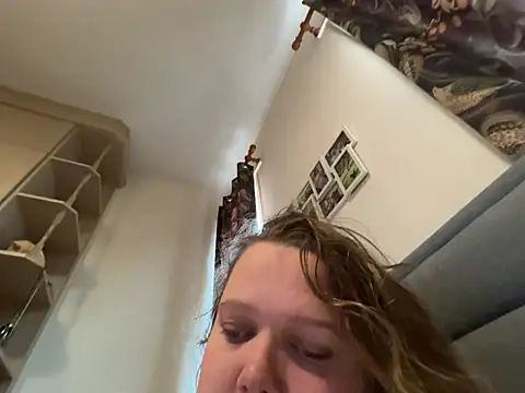 Czat XXX na żywo – Scarletcum22