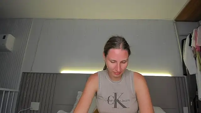 Czat XXX na żywo – SofiClimbing