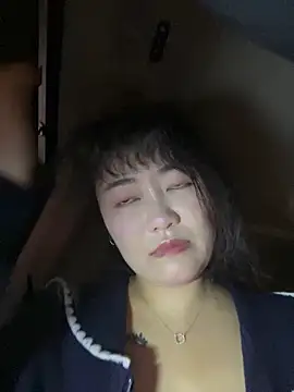 Molly-xiao Adlı Modelin Web Kamerası Şovu