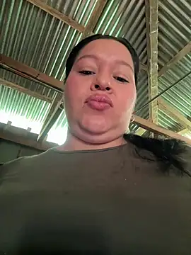 Chat XXX en directo de Lovelipsbig