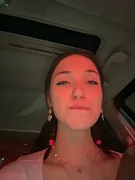 DollyTalln Live XXX chat