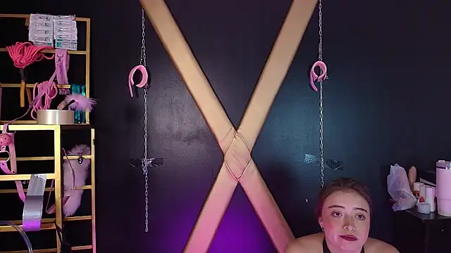 Chatroom XXX en direct de Morgana_N_Aithana