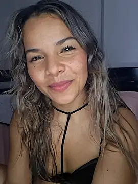 pamela_Tiny Show in webcam