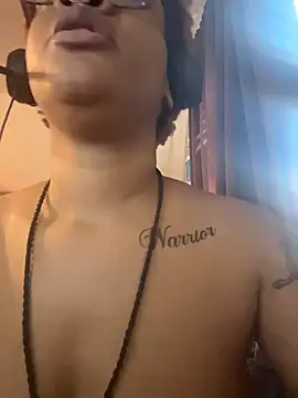 nickytheehawtien Live XXX chat