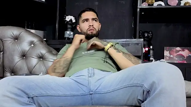 matteosantos Adlı Modelin Web Kamerası Şovu