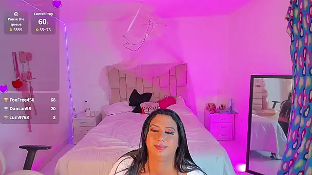 โชว์เว็บแคมของ Lola_Oberly_xxx