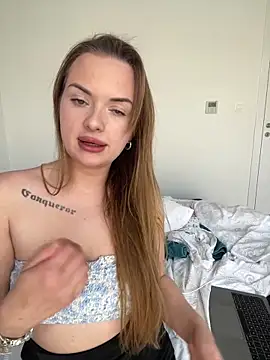 دردشة ElenaRebelle الجنسية المباشرة