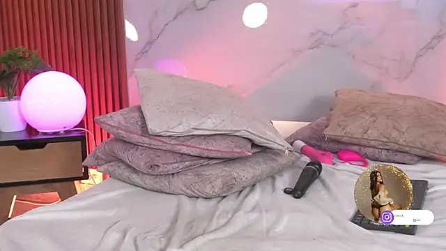 XXX chat uživo modela SophieCollins_1